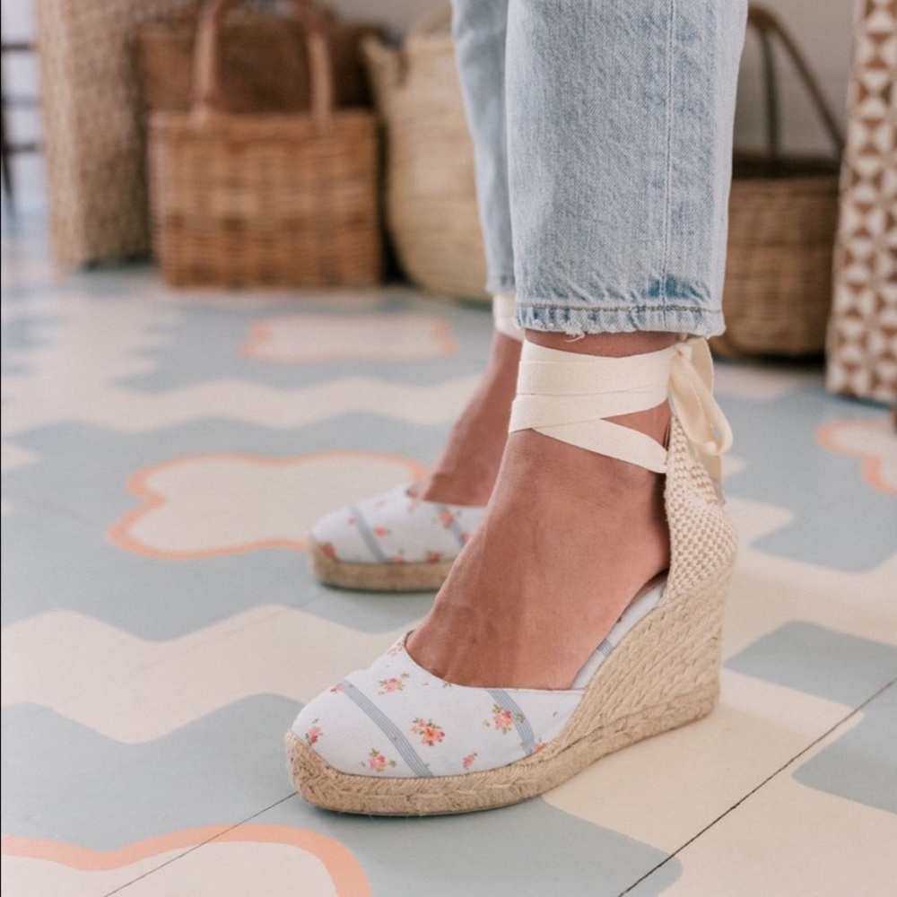 BNIB Gal Meets Glam x Margaux The Espadrille Blue